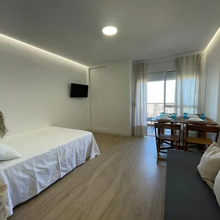 Apartment Estudio Aguila3 *